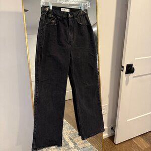 Abercrombie & Fitch Mixed Fabric Curve Love High Rise 90s Relaxed Jean-Ex. Short